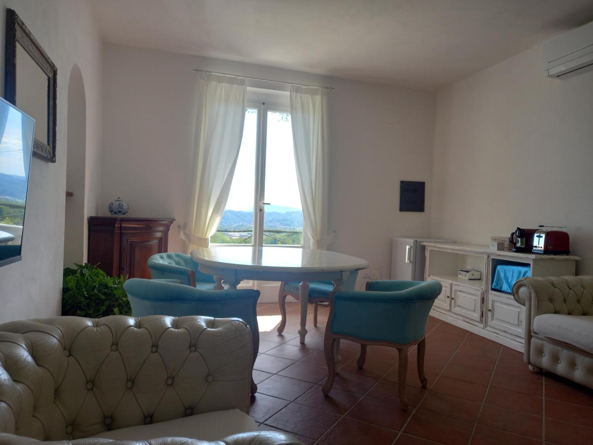 Il Colle Della Brina Hotel Sarzana Buitenkant foto